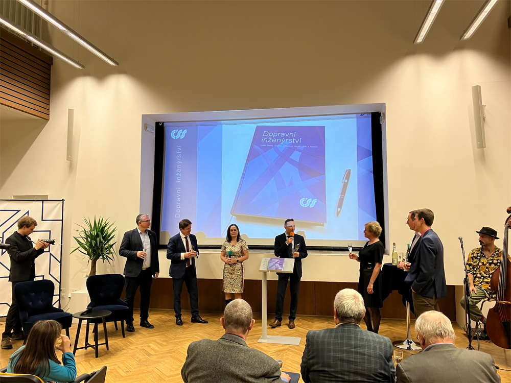 2023-12-28-kniha-dopravni-inzenyrstvi-1-68a9a16c07c3a.jpg
